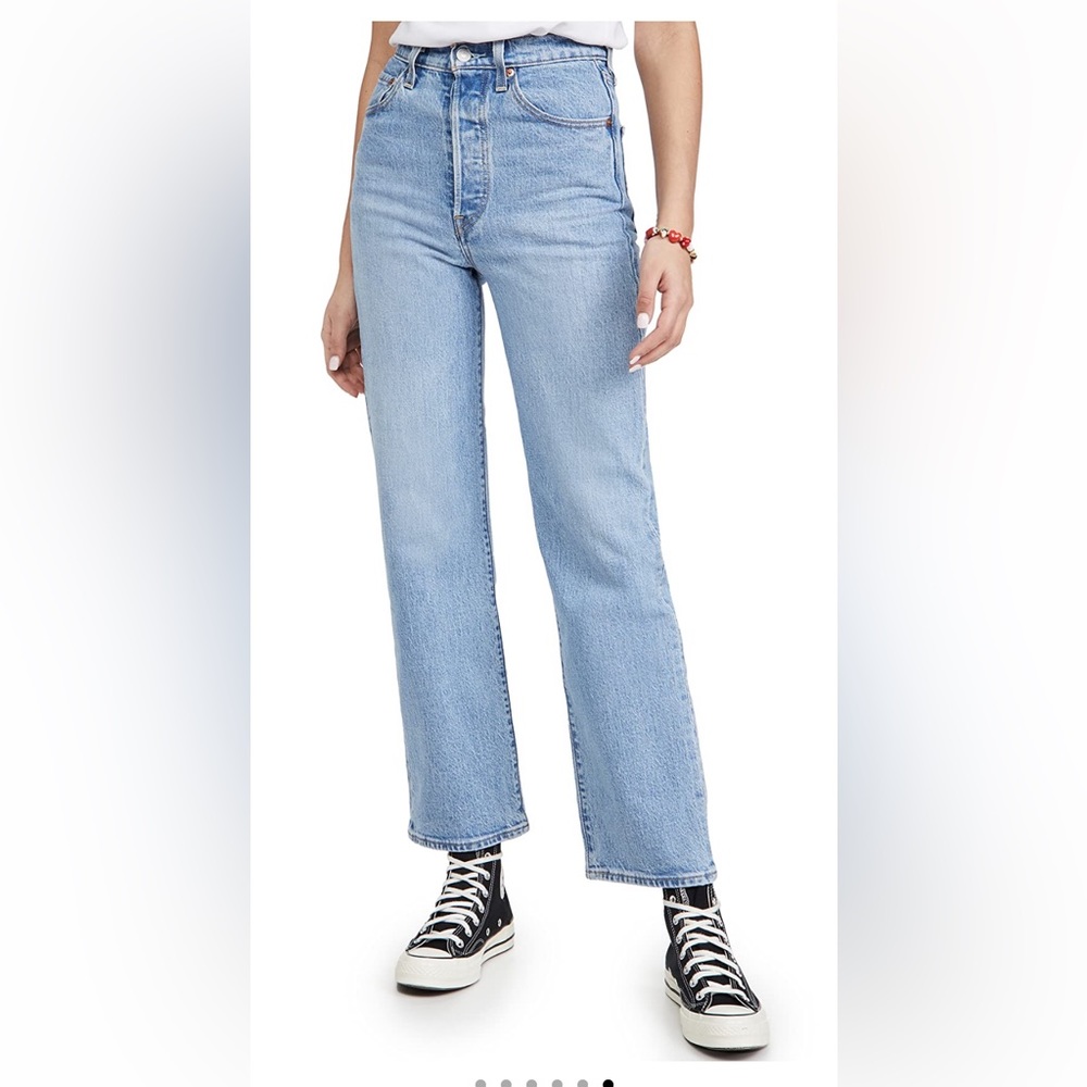 Levi’s Ribcage Straight Ankle Jeans